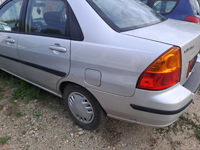 bontott SUZUKI LIANA Jobb hátsó Lökhárító Tartó (Műanyag)