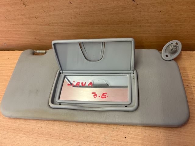 bontott SUZUKI LIANA Jobb Napellenző