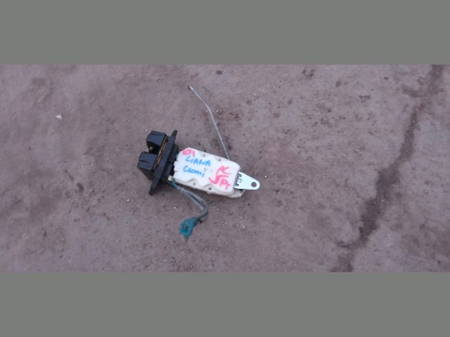 bontott SUZUKI LIANA Központizár Motor Csomagtérajtó