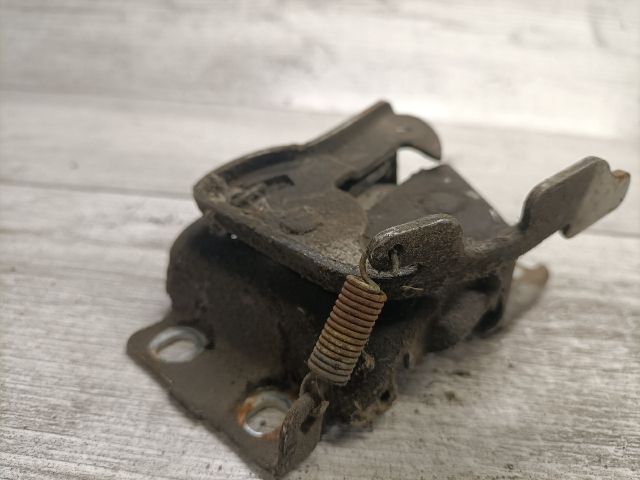 bontott SUZUKI LIANA Motorháztető Zárszerkezet