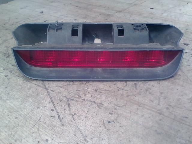 bontott SUZUKI LIANA Pótféklámpa