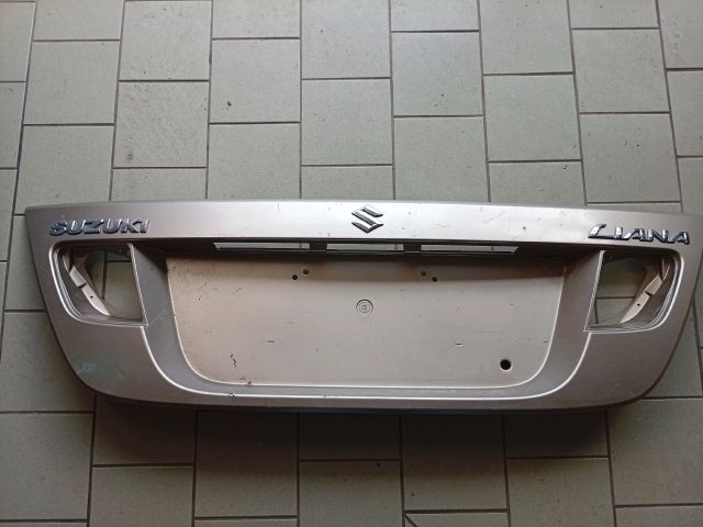 bontott SUZUKI LIANA Rendszámtábla Tartó