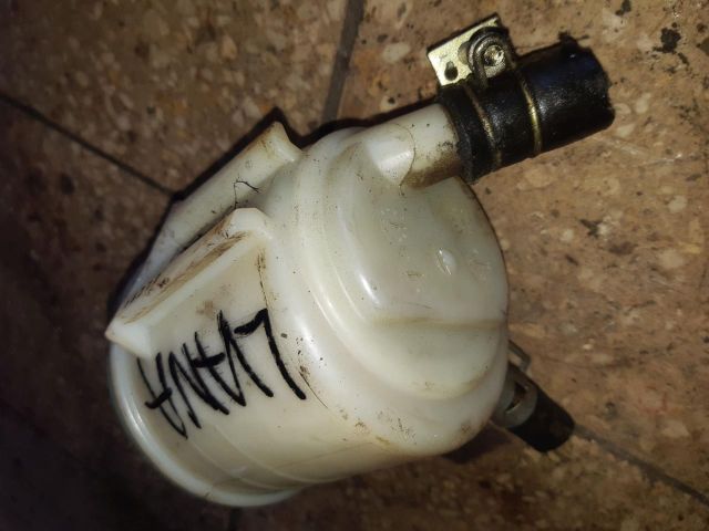 bontott SUZUKI LIANA Szervóolaj Tartály