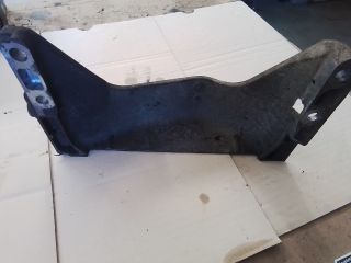 bontott SUZUKI LIANA Tartó Bak