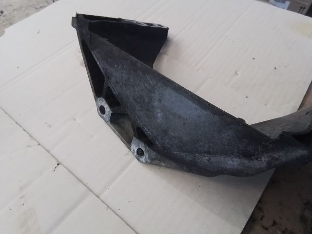 bontott SUZUKI LIANA Tartó Bak