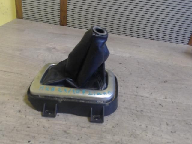 bontott SUZUKI LIANA Váltószoknya