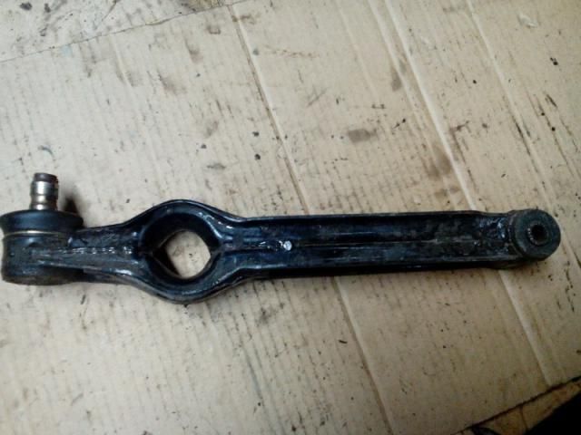 bontott SUZUKI MARUTI Bal első Lengőkar