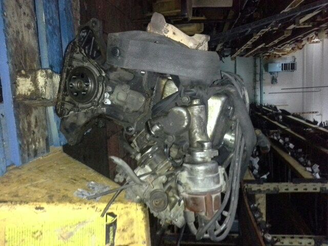 bontott SUZUKI MARUTI Hengerfej