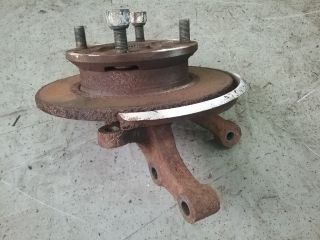 bontott SUZUKI MARUTI Jobb első Csonkállvány Kerékaggyal