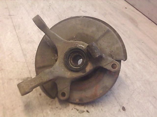 bontott SUZUKI MARUTI Jobb első Csonkállvány Kerékaggyal