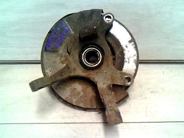 bontott SUZUKI MARUTI Jobb első Csonkállvány Kerékaggyal