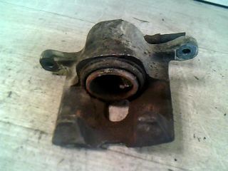 bontott SUZUKI MARUTI Jobb első Féknyereg Munkahengerrel