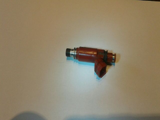 bontott SUZUKI MARUTI Porlasztó (1 db)