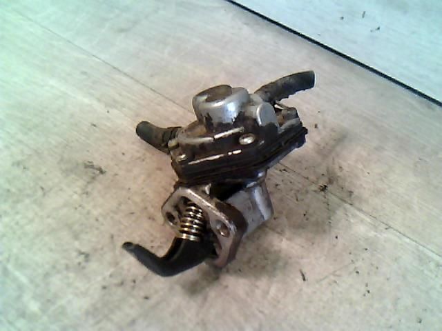 bontott SUZUKI MARUTI Üzemanyag Szivattyú