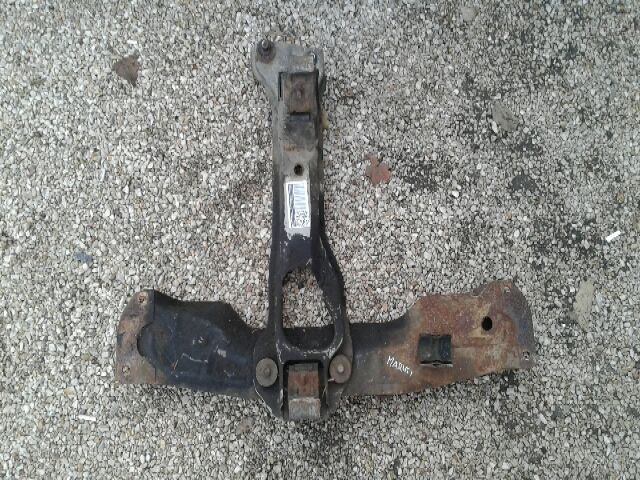 bontott SUZUKI MARUTI Alsó Kereszttartó