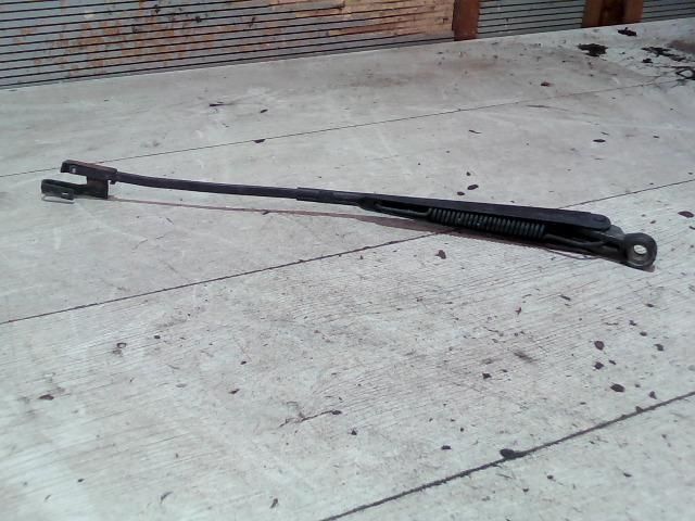 bontott SUZUKI MARUTI Bal első Ablaktörlő Kar