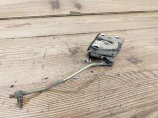 bontott SUZUKI MARUTI Bal első Ajtózár