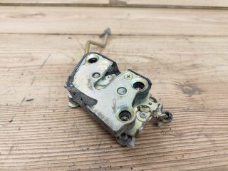 bontott SUZUKI MARUTI Bal első Ajtózár