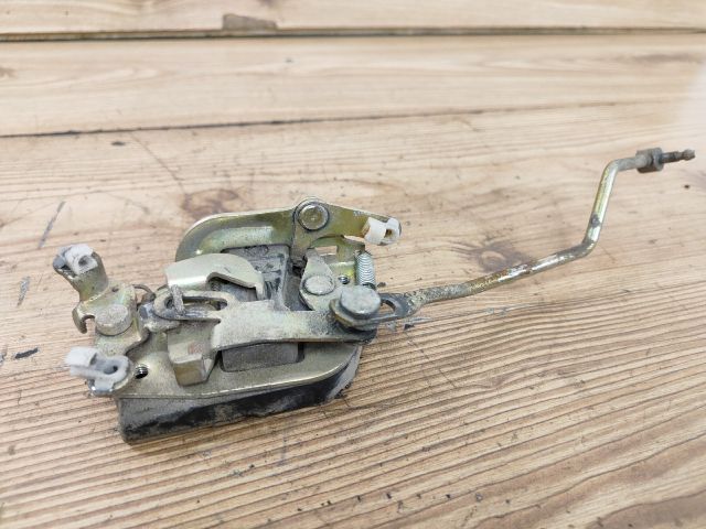 bontott SUZUKI MARUTI Bal első Ajtózár