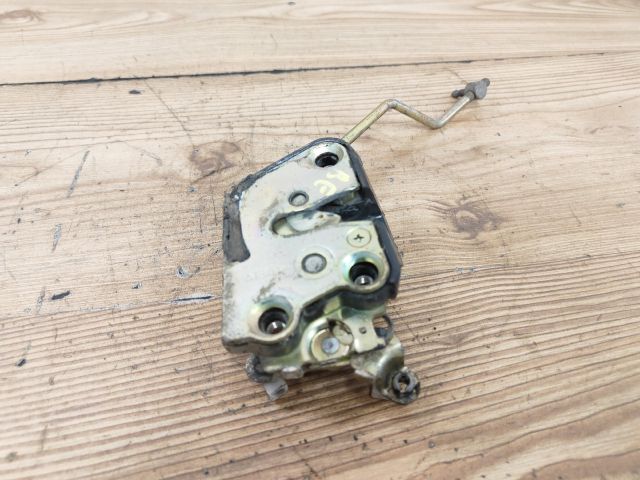 bontott SUZUKI MARUTI Bal első Ajtózár