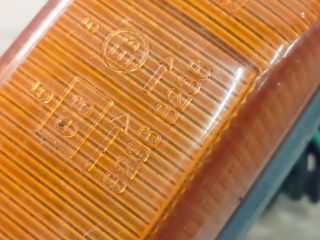 bontott SUZUKI MARUTI Bal első Sárvédő Irányjelző