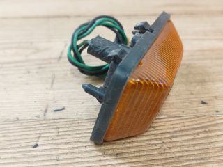 bontott SUZUKI MARUTI Bal első Sárvédő Irányjelző