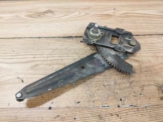 bontott SUZUKI MARUTI Bal hátsó Ablakemelő Szerkezet (Mechanikus)