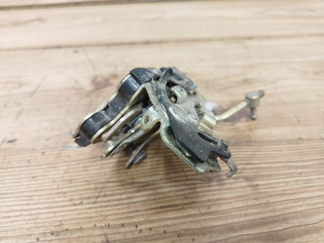 bontott SUZUKI MARUTI Bal hátsó Ajtózár