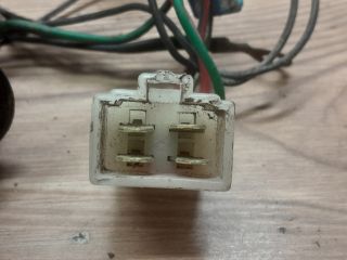 bontott SUZUKI MARUTI Bal Hátsó Lámpa Foglalat