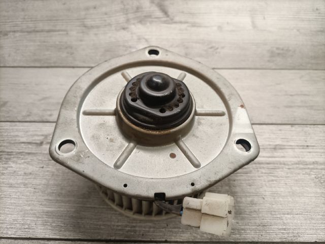 bontott SUZUKI MARUTI Fűtőmotor (Nem klímás)