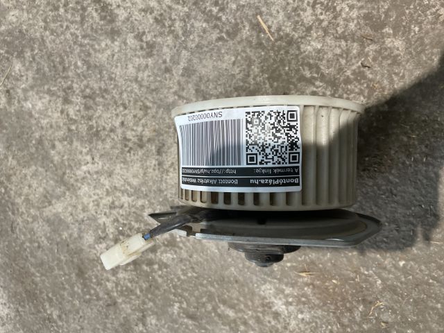 bontott SUZUKI MARUTI Fűtőmotor (Nem klímás)