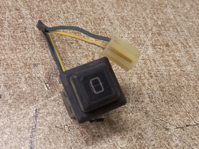 bontott SUZUKI MARUTI Hátsó Ablakmosó Kapcsoló