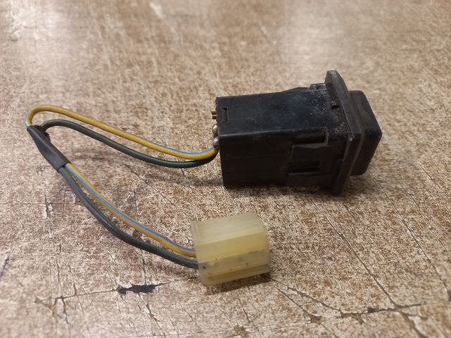 bontott SUZUKI MARUTI Hátsó Ablakmosó Kapcsoló