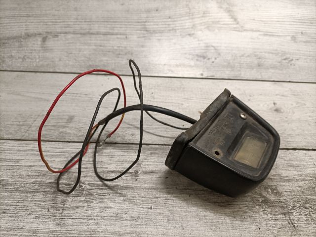 bontott SUZUKI MARUTI Hátsó Rendszámtábla Világítás