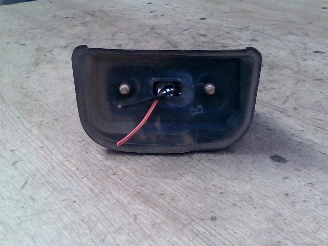 bontott SUZUKI MARUTI Hátsó Rendszámtábla Világítás