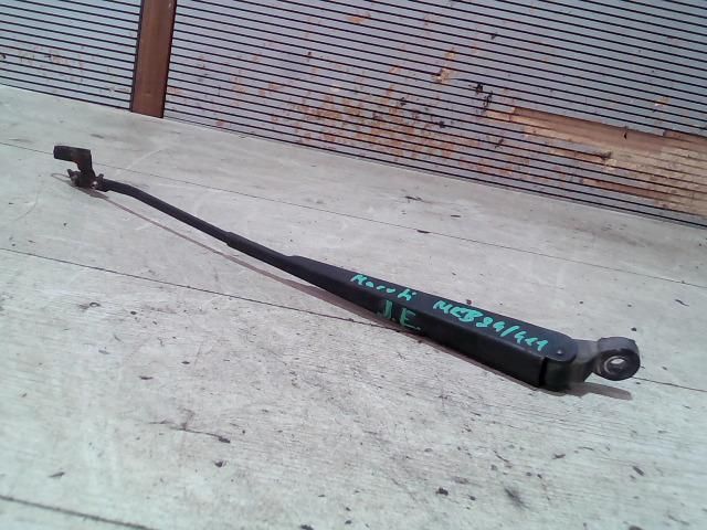 bontott SUZUKI MARUTI Jobb első Ablaktörlő Kar