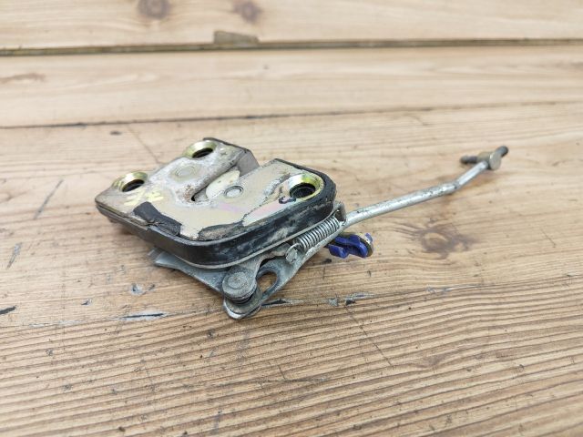 bontott SUZUKI MARUTI Jobb első Ajtózár