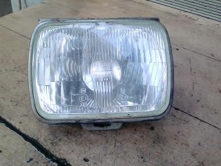 bontott SUZUKI MARUTI Jobb Fényszóró