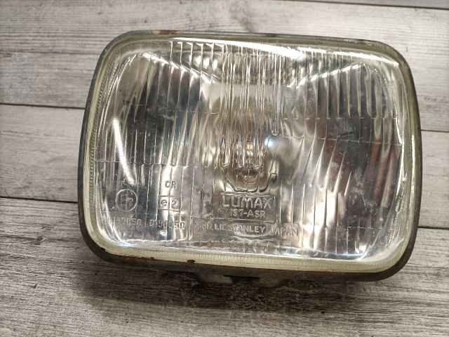 bontott SUZUKI MARUTI Jobb Fényszóró