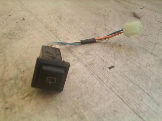 bontott SUZUKI MARUTI Kapcsoló (Magában)