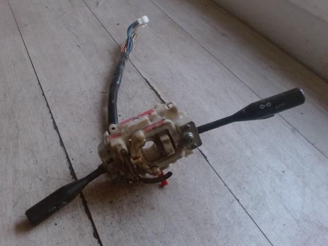 bontott SUZUKI MARUTI Komplett Kormánykapcsoló (Bajuszkapcsoló)