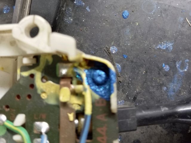 bontott SUZUKI MARUTI Komplett Kormánykapcsoló (Bajuszkapcsoló)