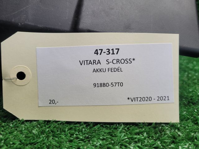 bontott SUZUKI S-CROSS Akkumulátor Fedél