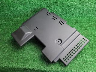 bontott SUZUKI S-CROSS Akkumulátor Fedél