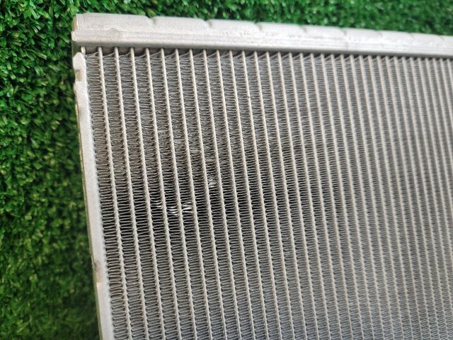 bontott SUZUKI S-CROSS Fűtőradiátor