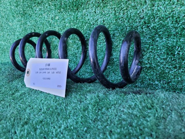 bontott SUZUKI S-CROSS Hátsó Rugó