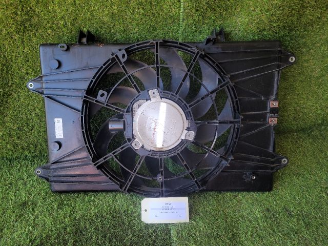 bontott SUZUKI S-CROSS Hűtőventilátor