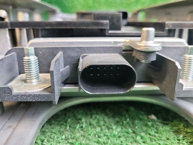 bontott SUZUKI S-CROSS Hybrid Inverter