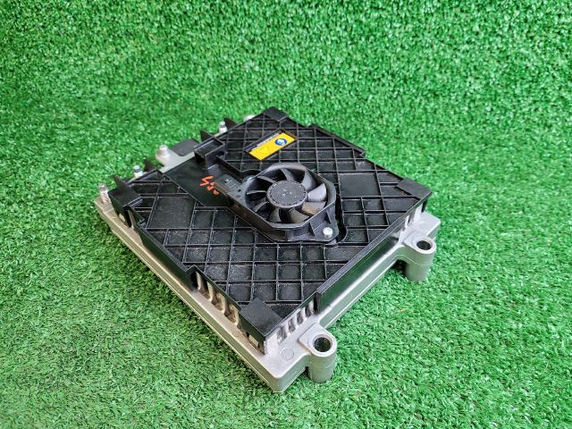 bontott SUZUKI S-CROSS Hybrid Inverter