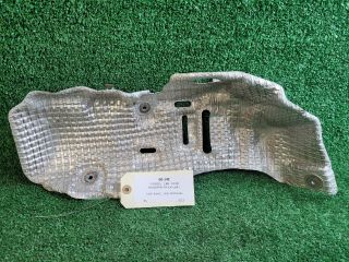 bontott SUZUKI S-CROSS Katalizátor Hővédő Lemez